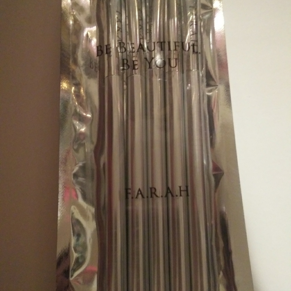 Farah eye brush set